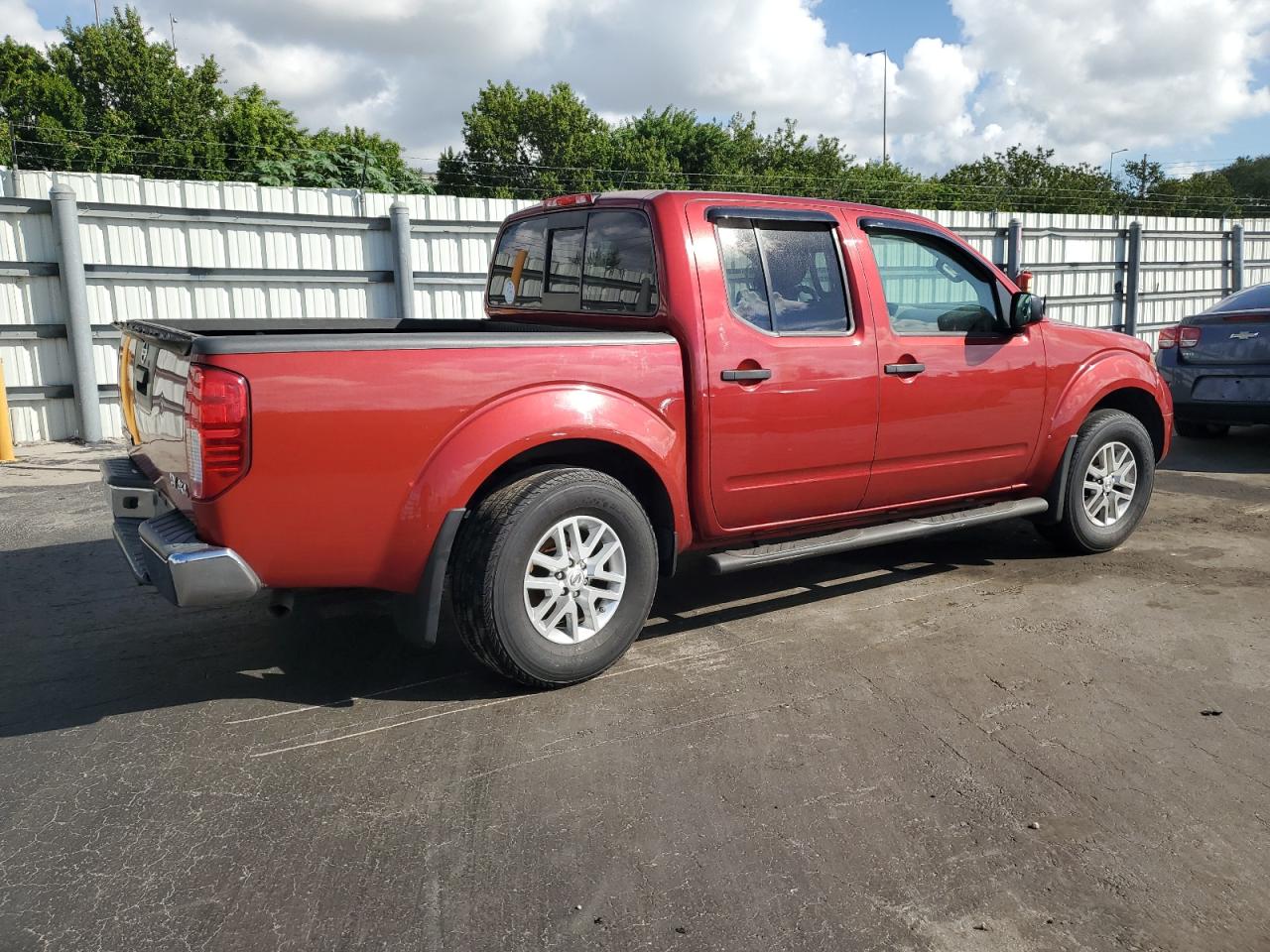 NISSAN FRONTIER S