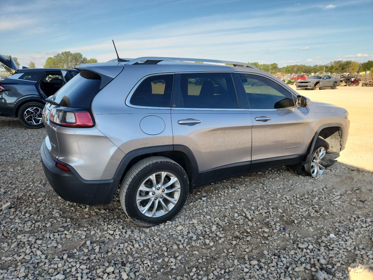 JEEP GRAND CHEROKEE LATITUDE