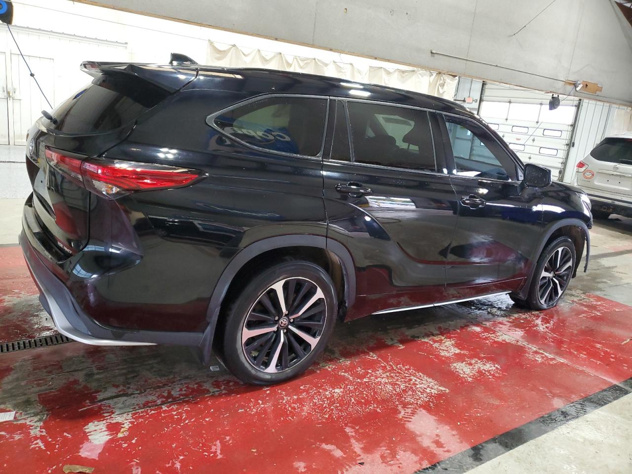 TOYOTA HIGHLANDER XSE