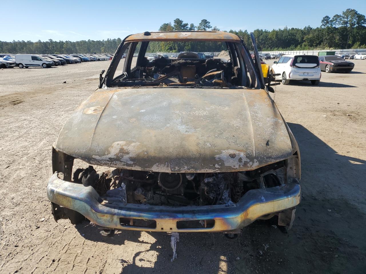 Lot #3281507008 2005 GMC SIERRA K25