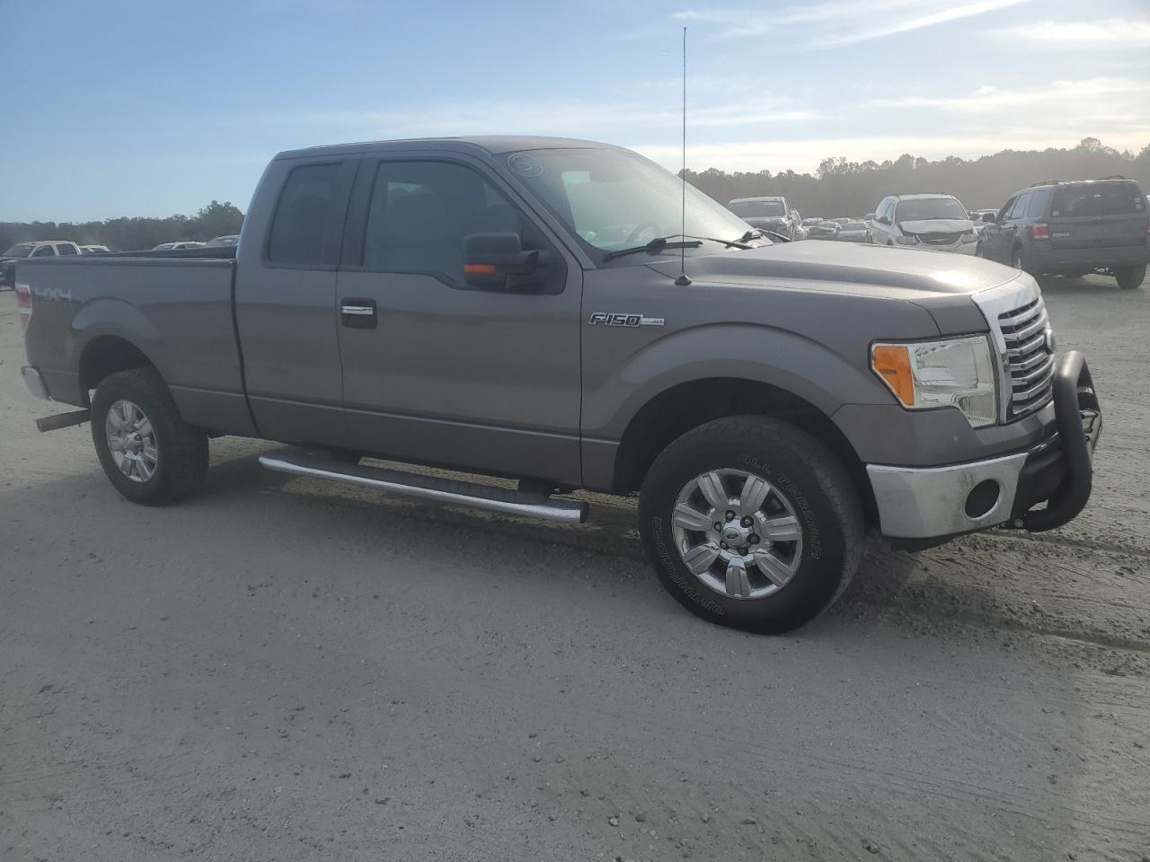 FORD F-150 SUPER CAB