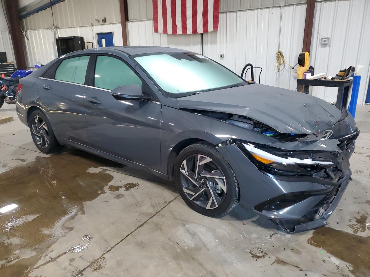 HYUNDAI ELANTRA LIMITED