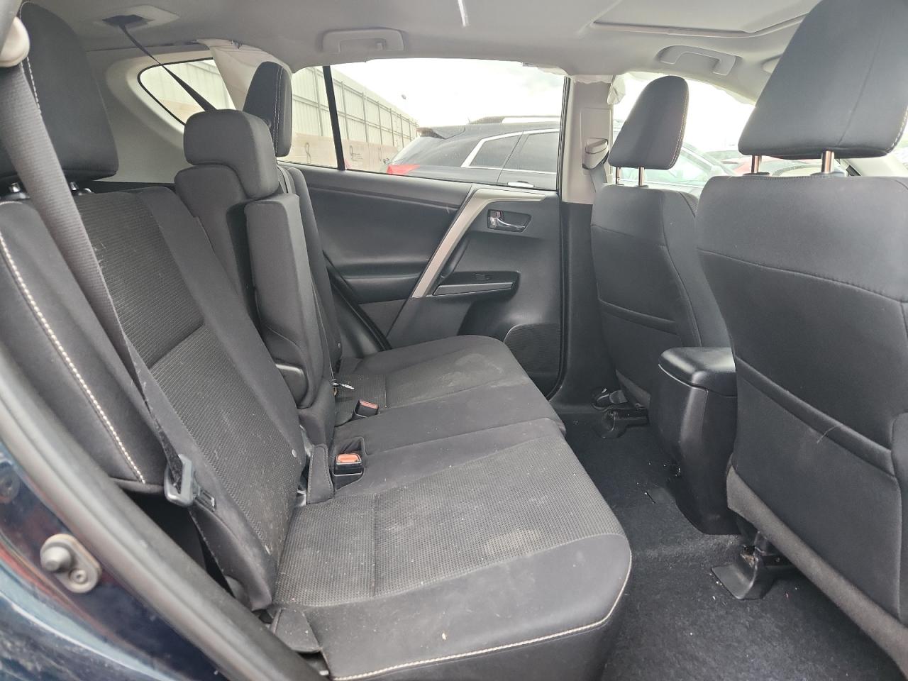 TOYOTA RAV4 ADVENTURE