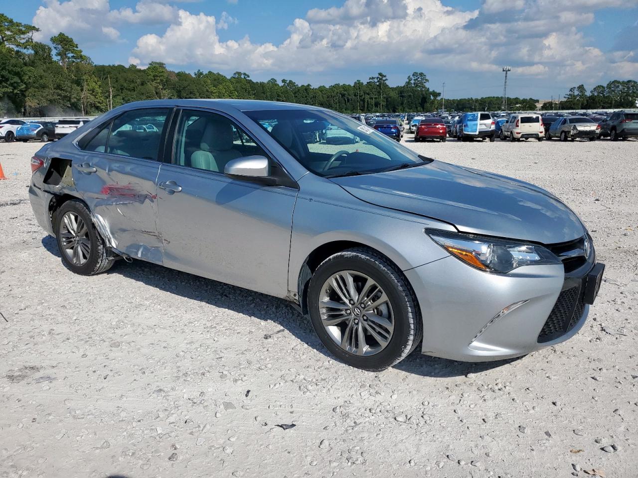 TOYOTA CAMRY LE