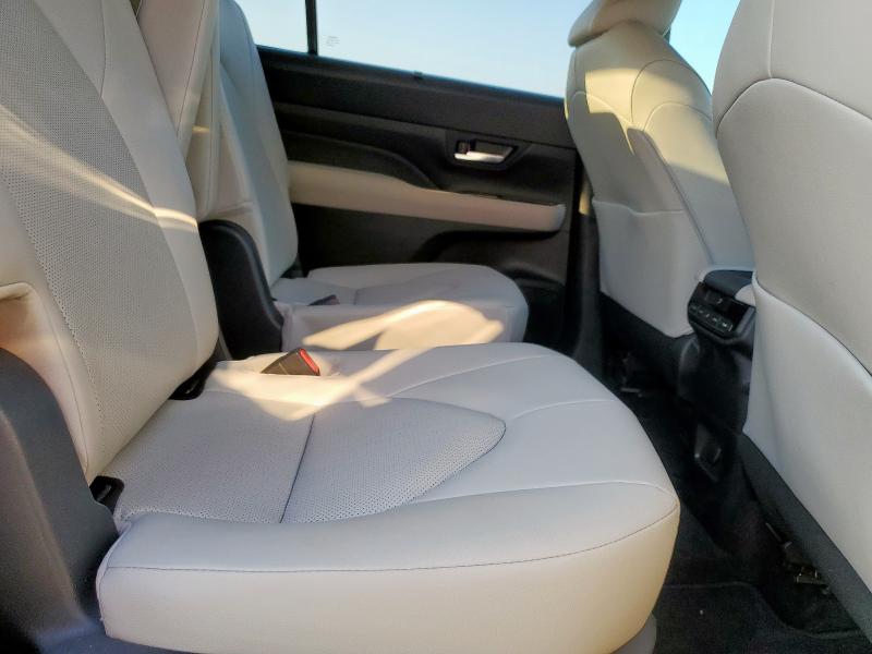 2024 TOYOTA GRAND HIGH #3285802684