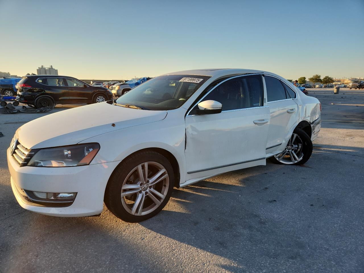 VOLKSWAGEN PASSAT SE