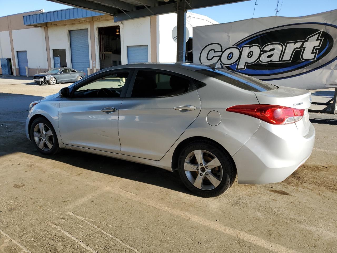 HYUNDAI ELANTRA GLS