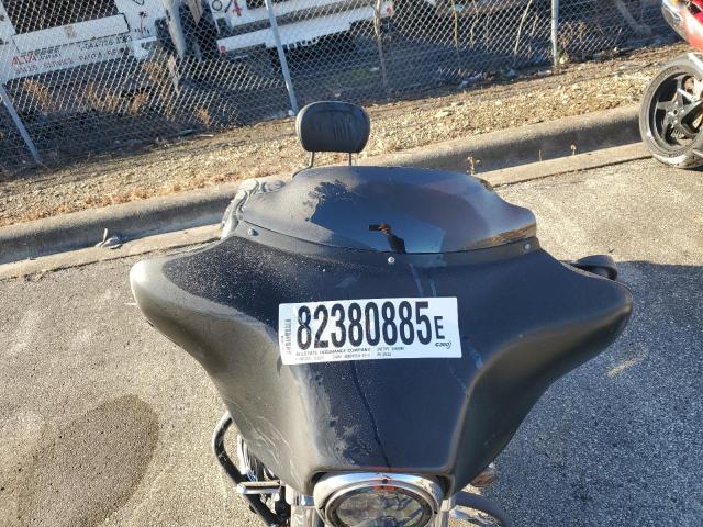 2010 HARLEY-DAVIDSON FLHX 1HD1KB418AB631404
