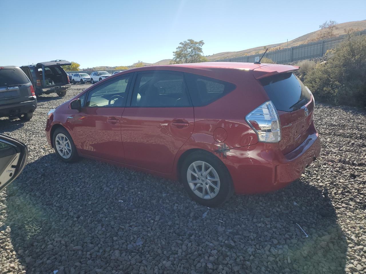 TOYOTA PRIUS V