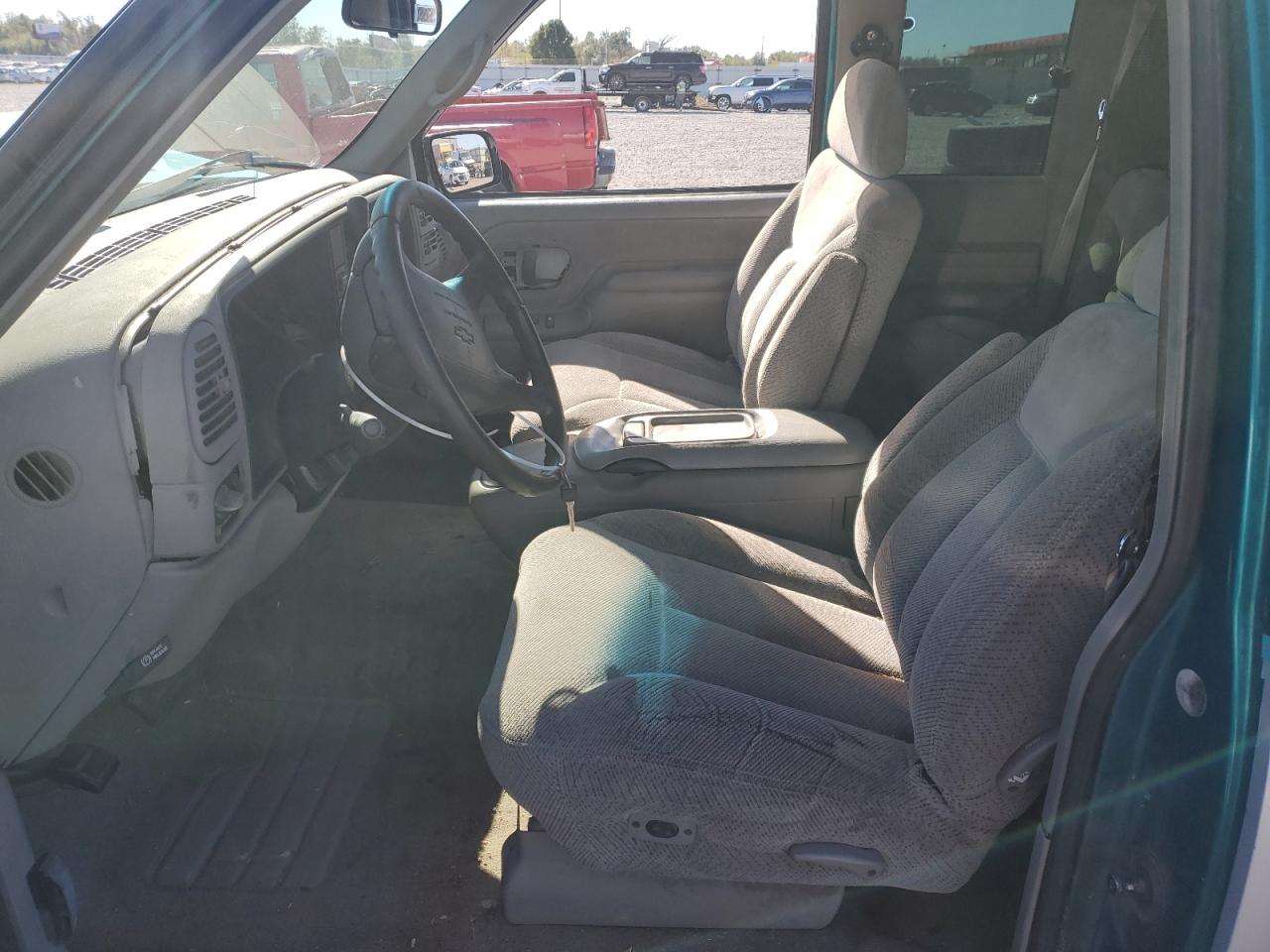 Lot #3282605870 1996 CHEVROLET GMT-400 C1