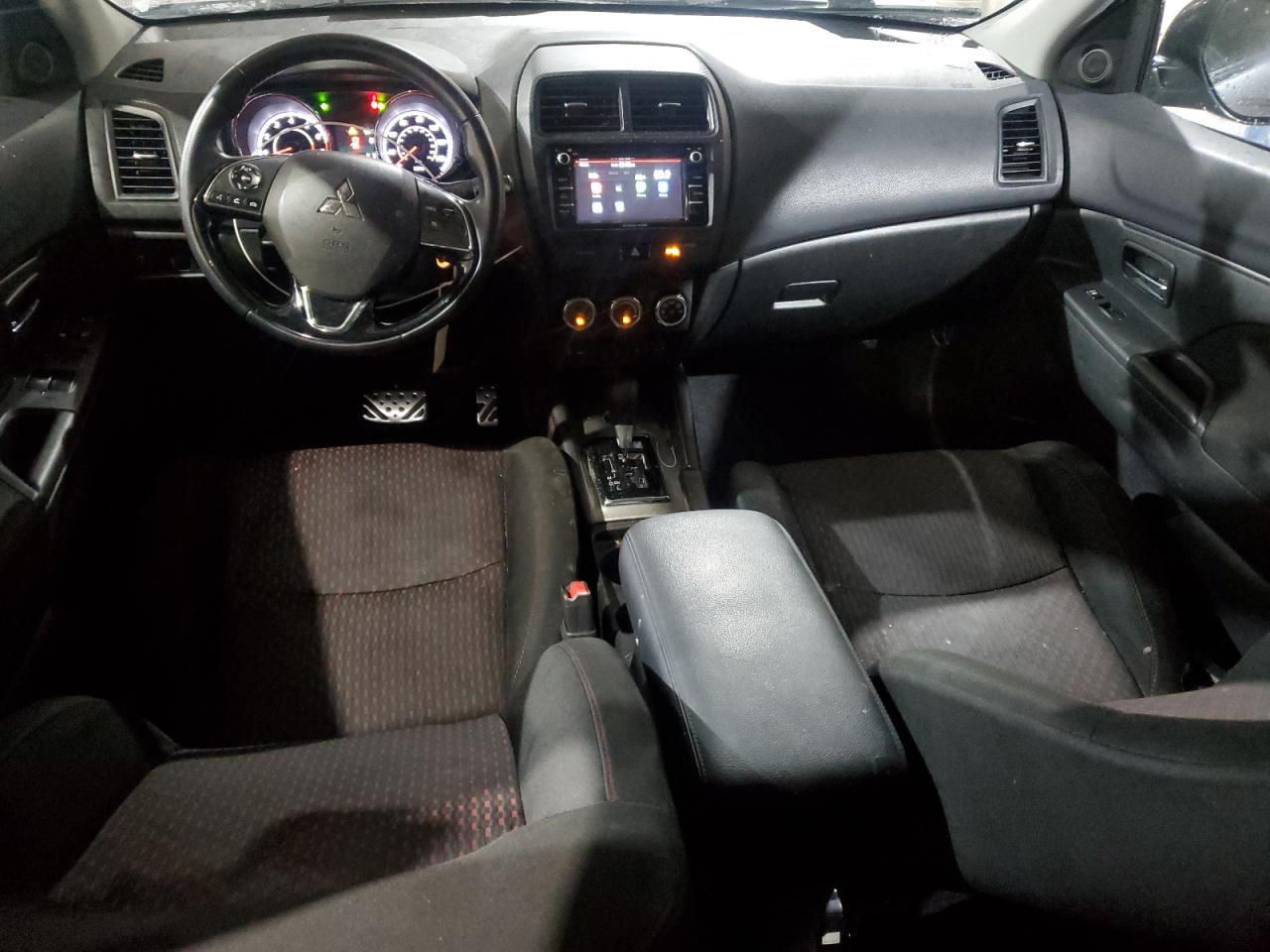 MITSUBISHI OUTLANDER ES
