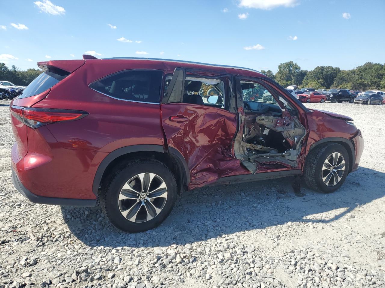 TOYOTA HIGHLANDER XLE