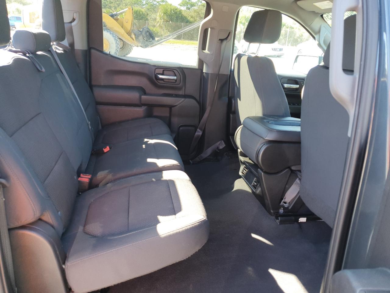 CHEVROLET SILVERADO C1500 CUSTOM