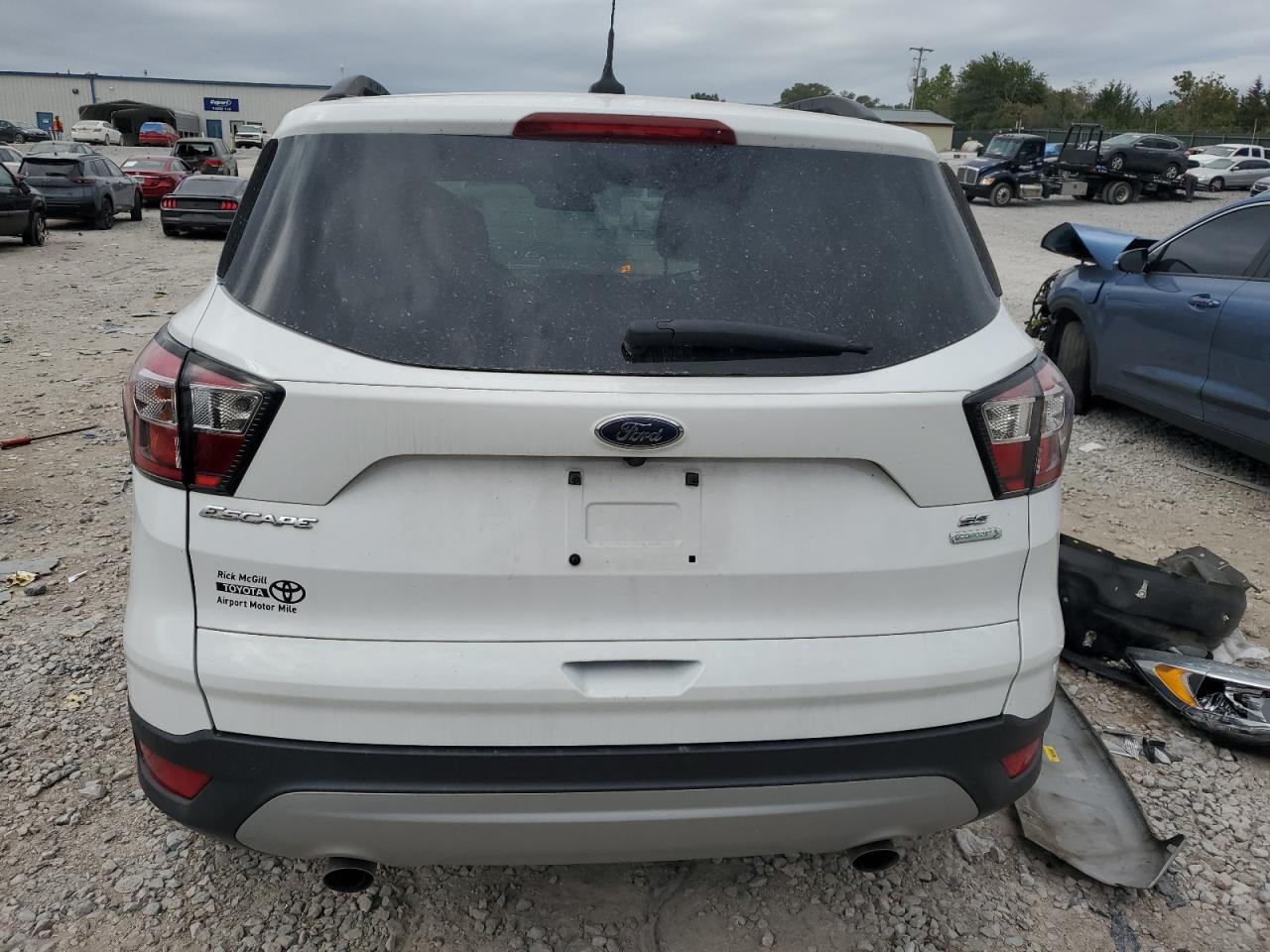 FORD ESCAPE SE