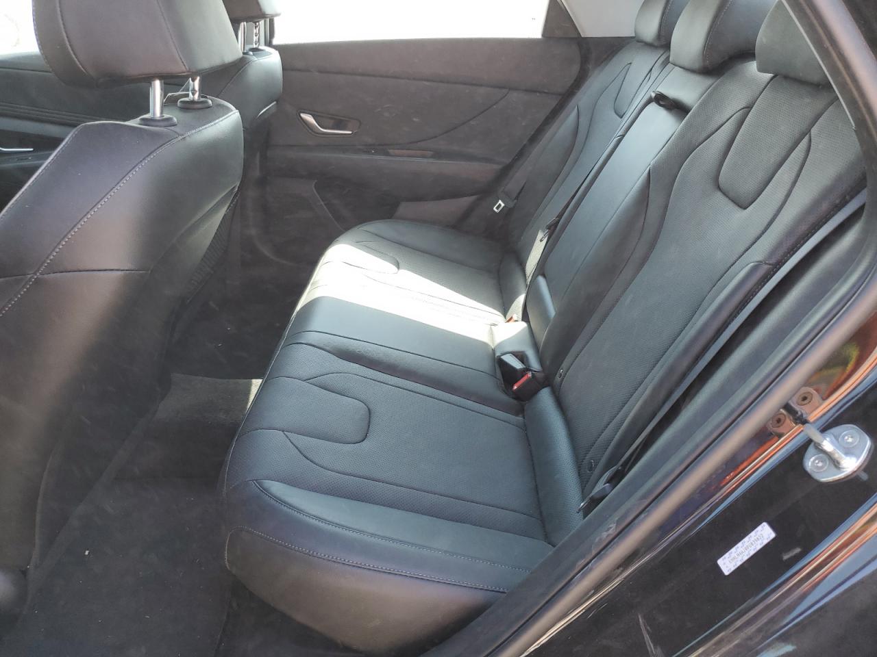 HYUNDAI ELANTRA LIMITED