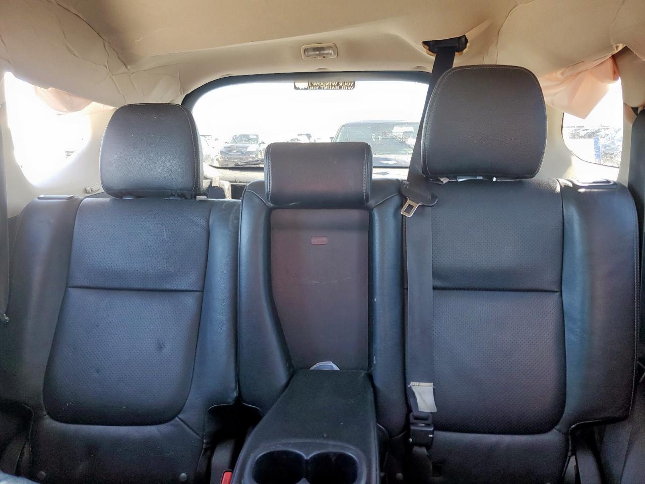 MITSUBISHI OUTLANDER SE