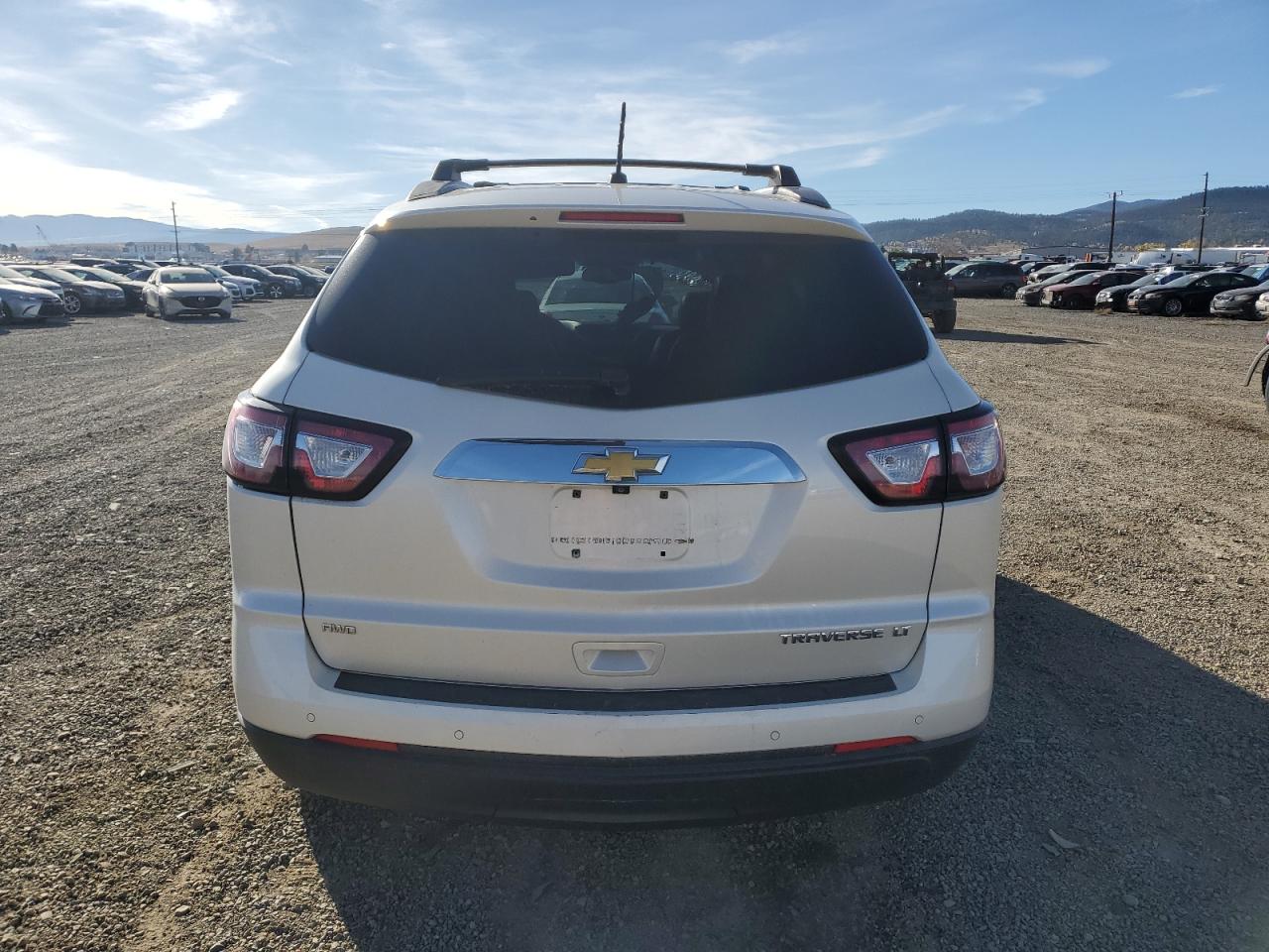 CHEVROLET TRAVERSE LT