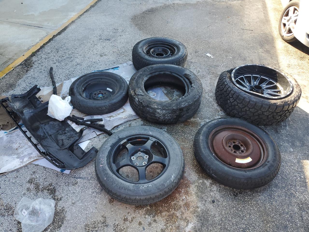 TOYOTA TUNDRA DOUBLE CAB SR5