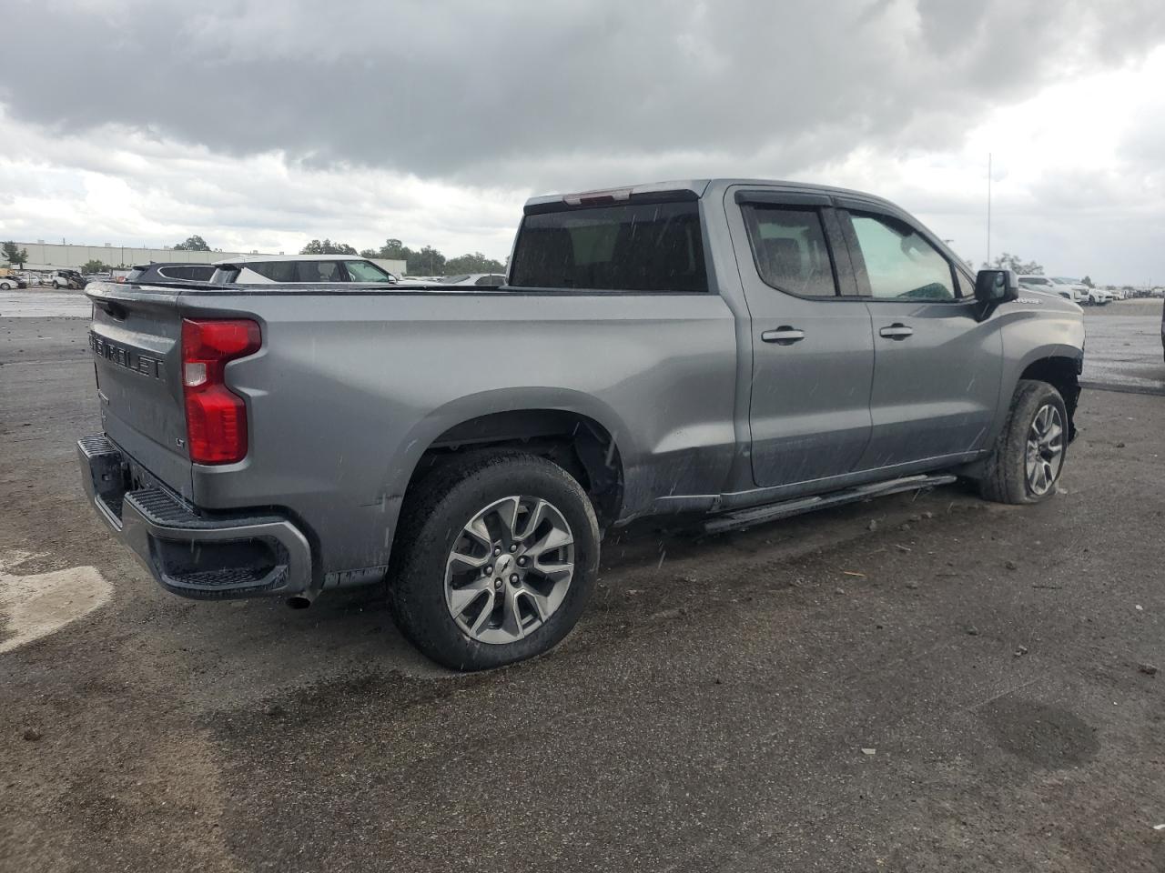 CHEVROLET SILVERADO C1500 LT