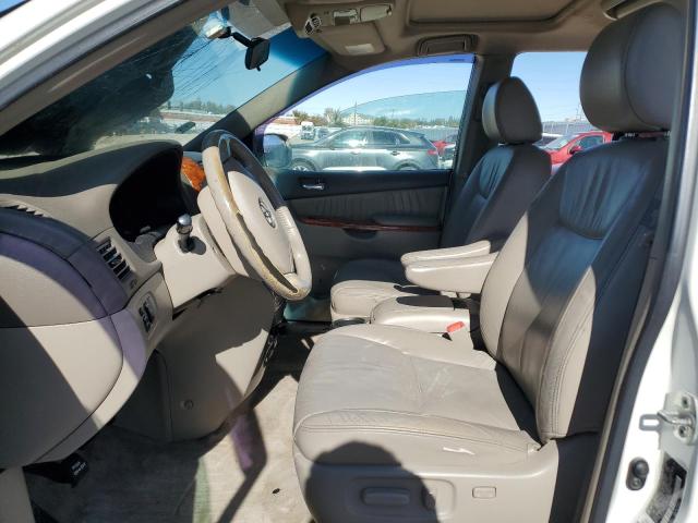 2010 TOYOTA SIENNA XLE - 5TDYK4CC2AS295580