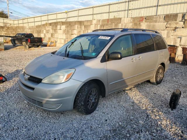 TOYOTA SIENNA CE