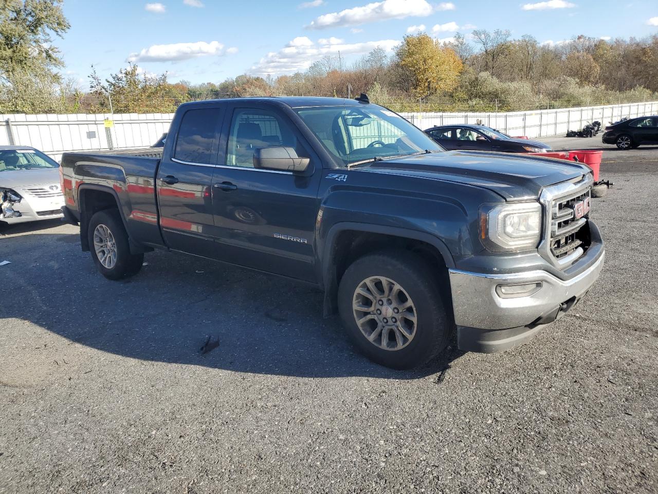 GMC SIERRA K1500 SLE