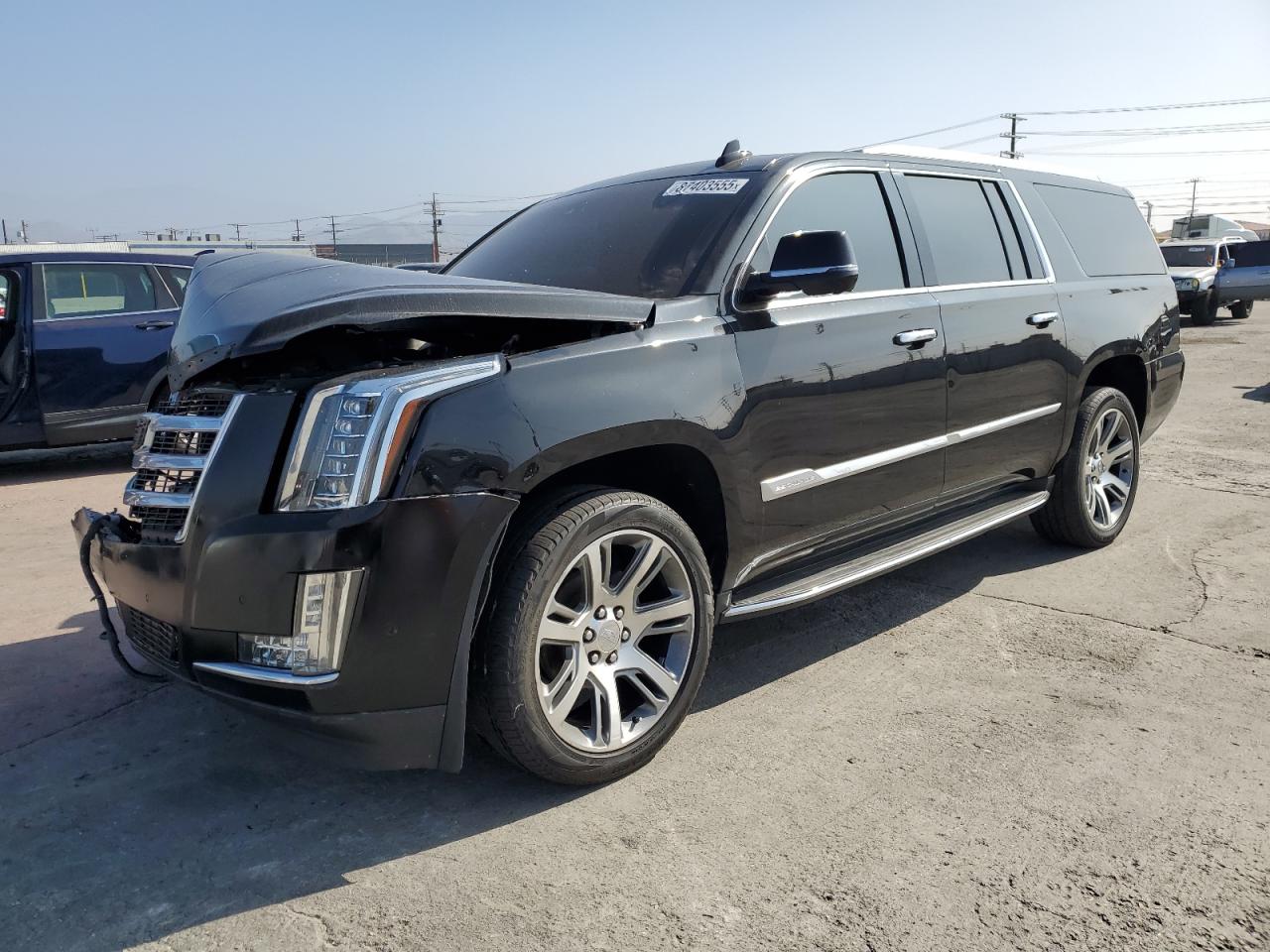 CADILLAC ESCALADE ESV LUXURY