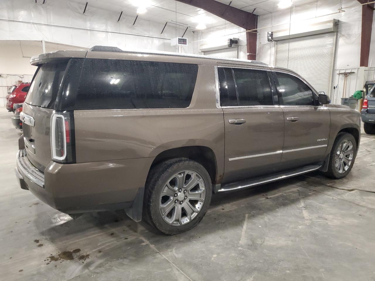 GMC YUKON DENALI