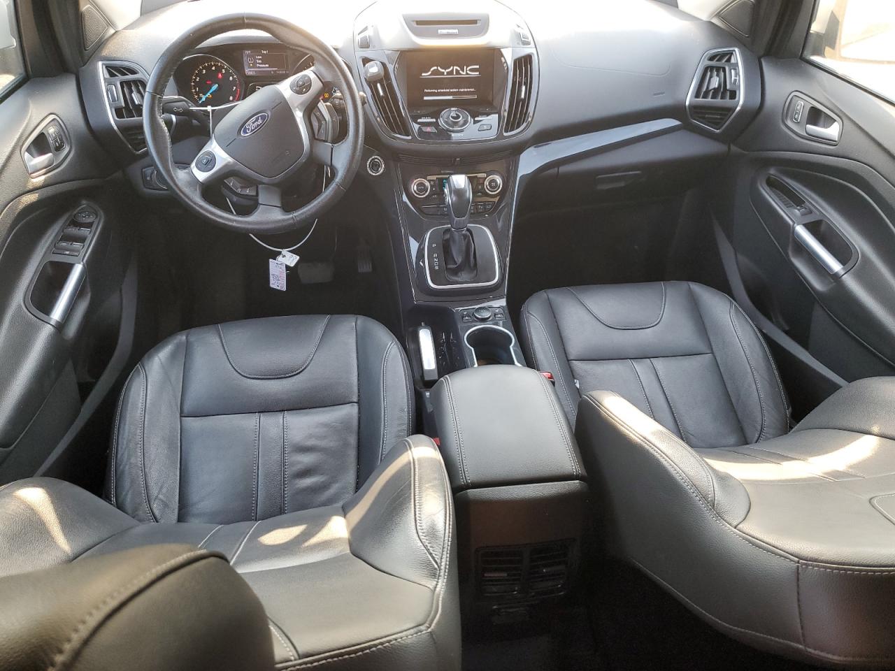 FORD ESCAPE TITANIUM