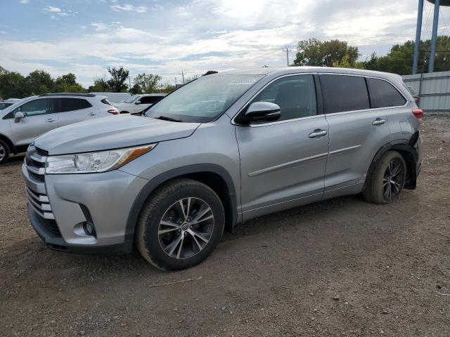 2017 TOYOTA HIGHLANDER LE 5TDBZRFH3HS475246