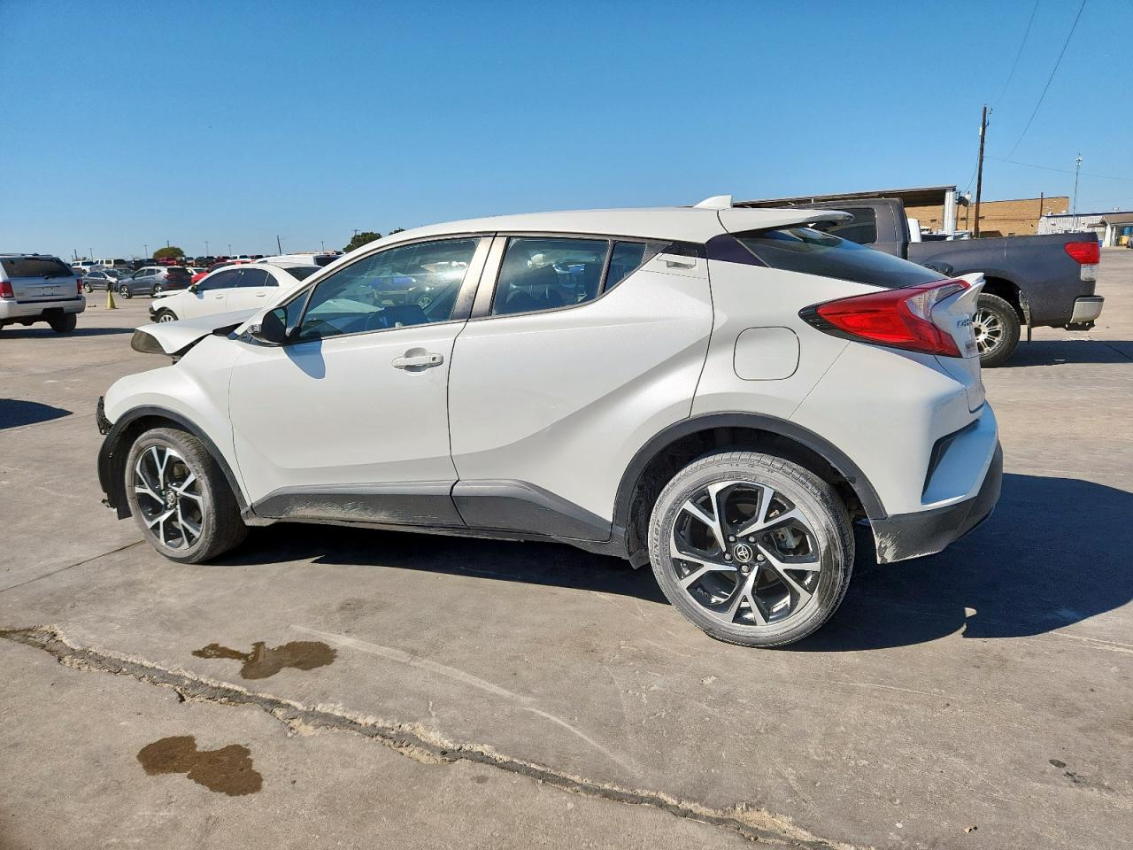 TOYOTA C-HR XLE