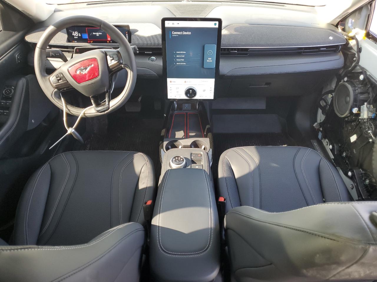 FORD MUSTANG PREMIUM