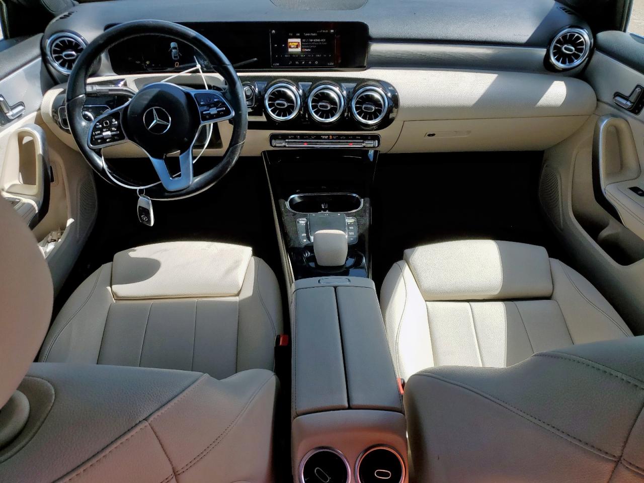 MERCEDES-BENZ A-CLASS 220