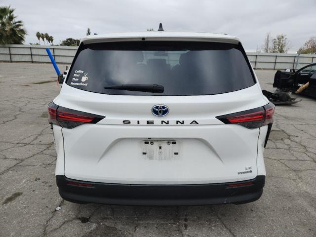 2022 TOYOTA SIENNA LE - 5TDKRKECXNS102875