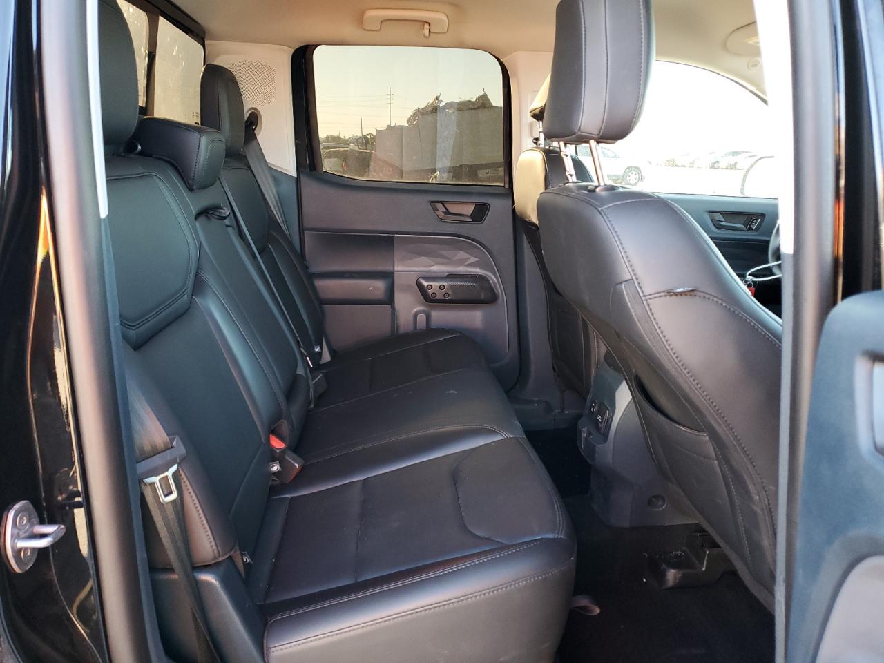 FORD MAVERICK LARIAT