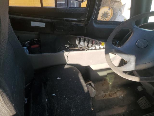 2009 FREIGHTLINER SAF-T-LINER C2 #3273851185