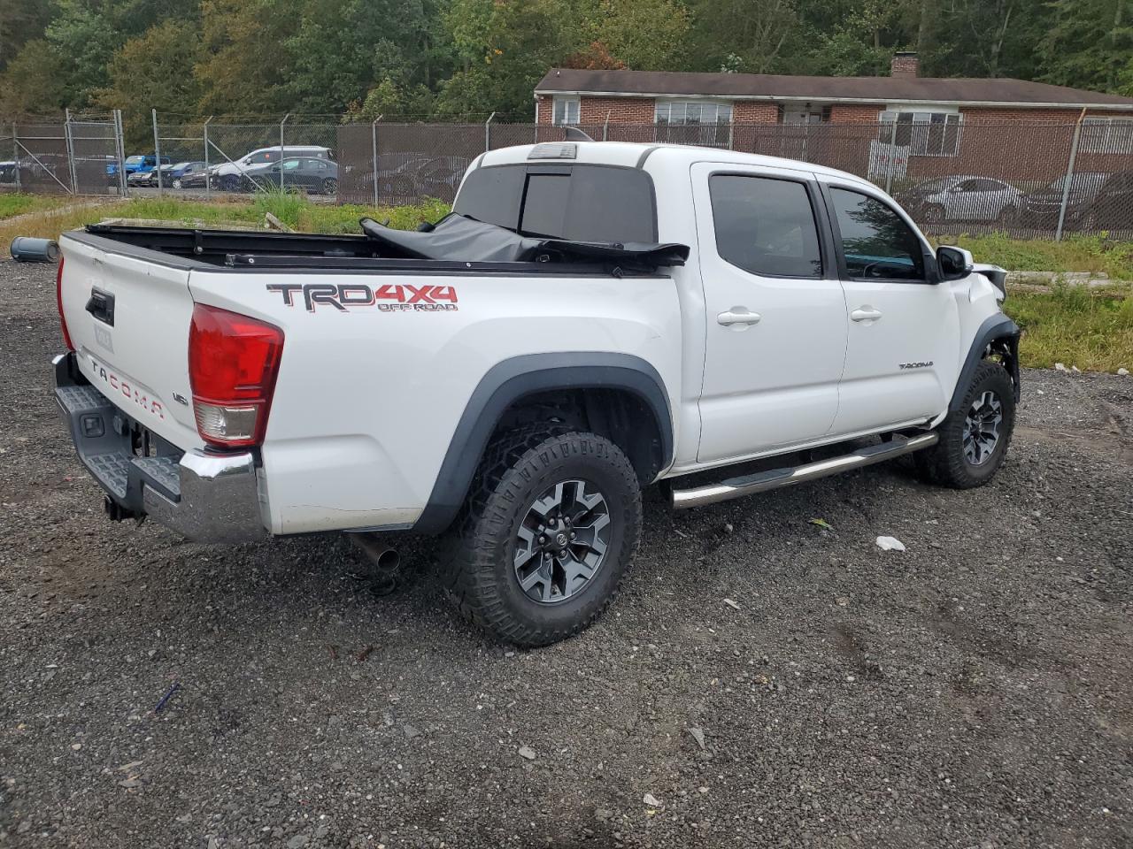 TOYOTA TACOMA DOUBLE CAB