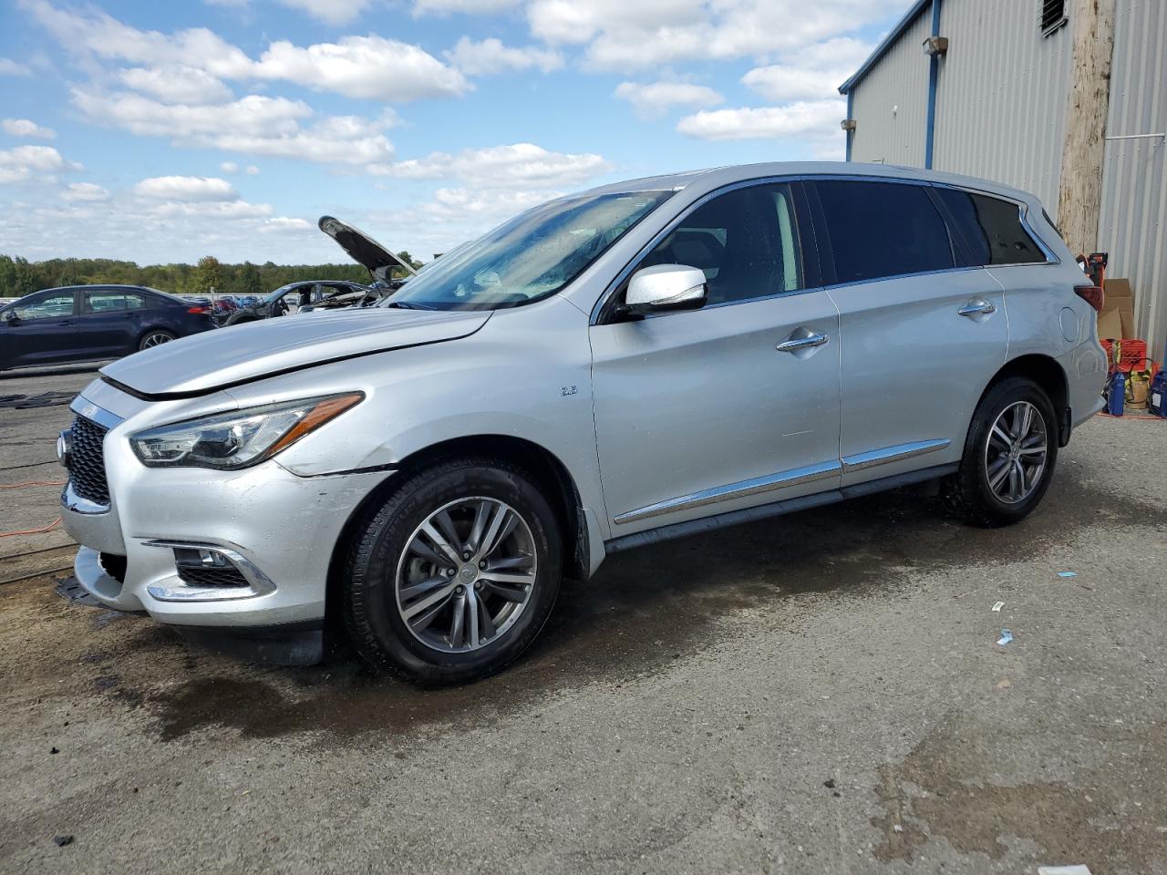 INFINITI QX60 LUXE