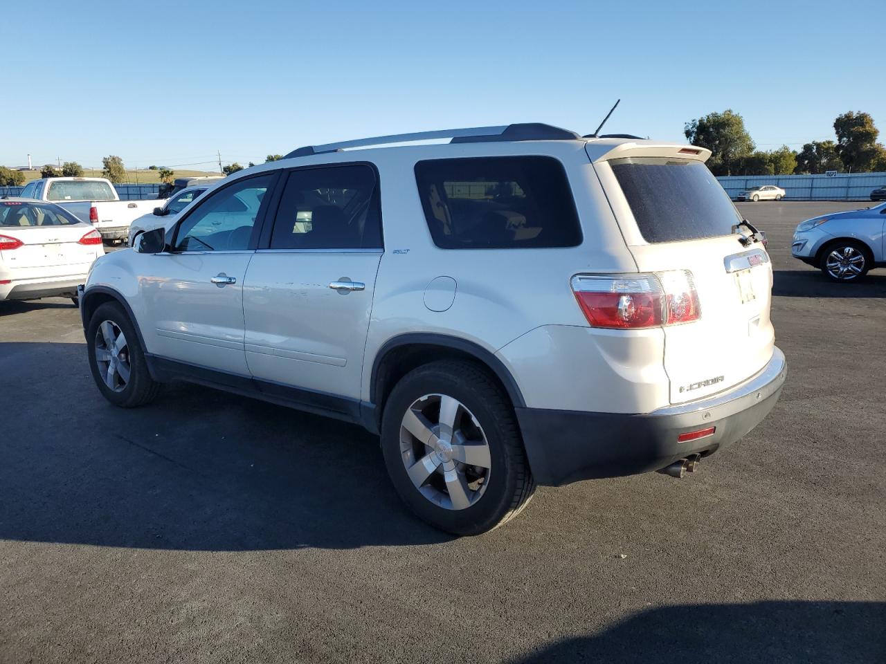 GMC ACADIA SLT-1