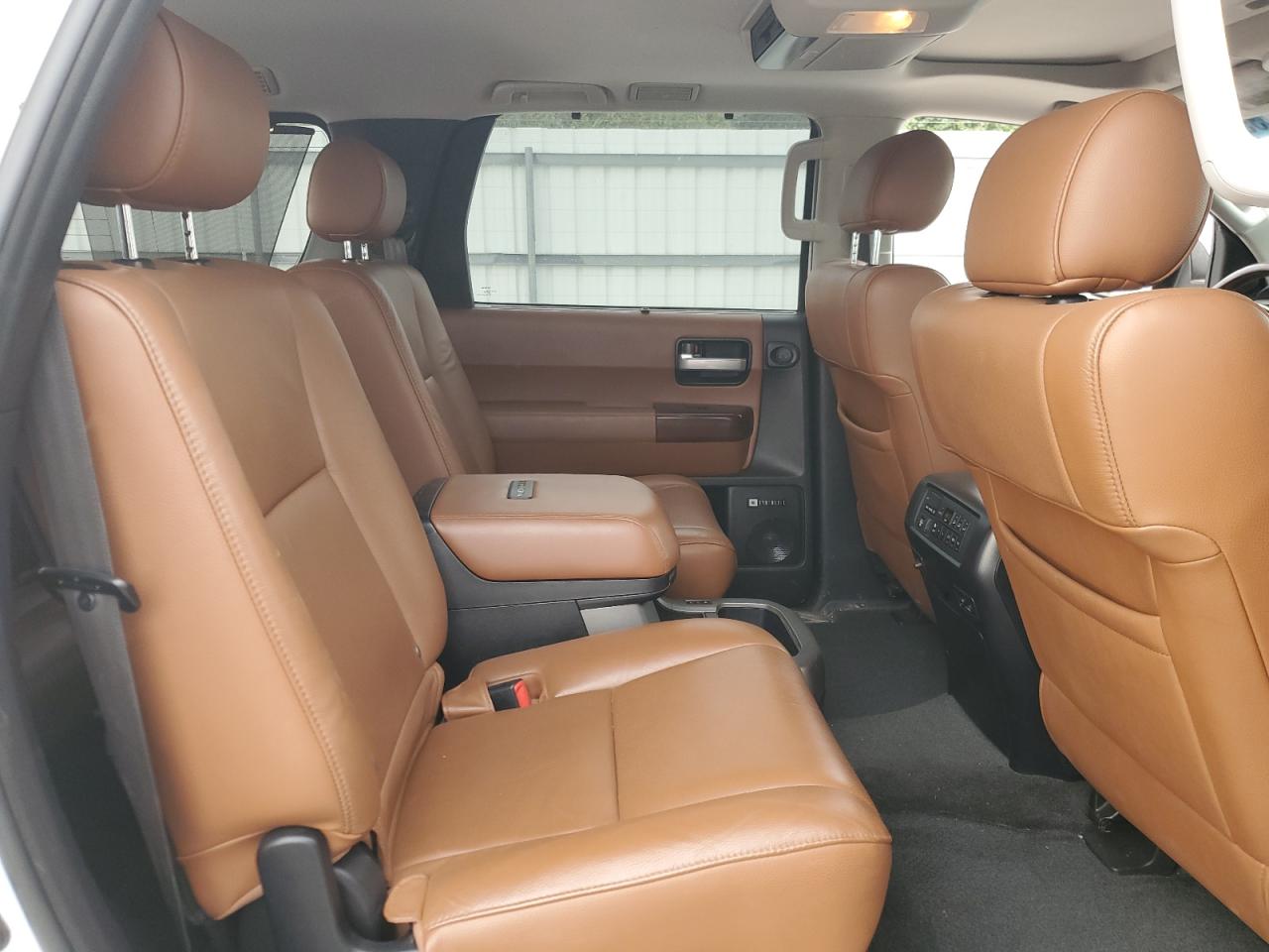 TOYOTA SEQUOIA PLATINUM