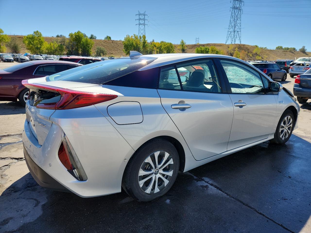 TOYOTA PRIUS PRIME LE
