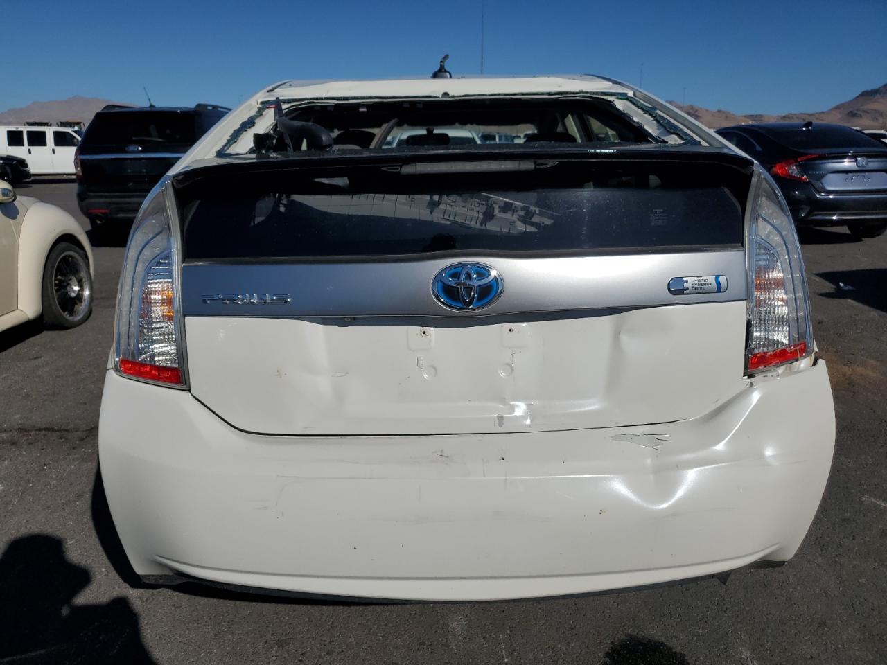 TOYOTA PRIUS PLUG-IN