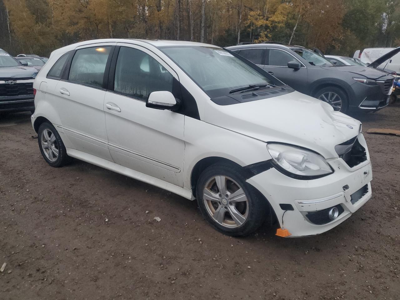 MERCEDES-BENZ B-CLASS B200