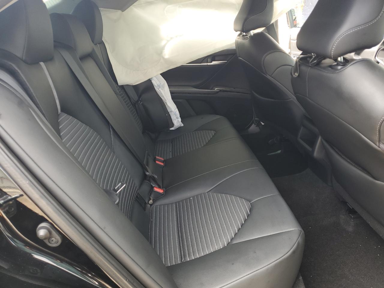 TOYOTA CAMRY SE NIGHT SHADE