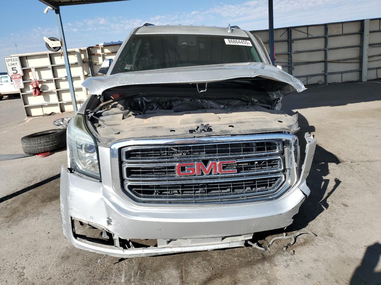 GMC YUKON SLE