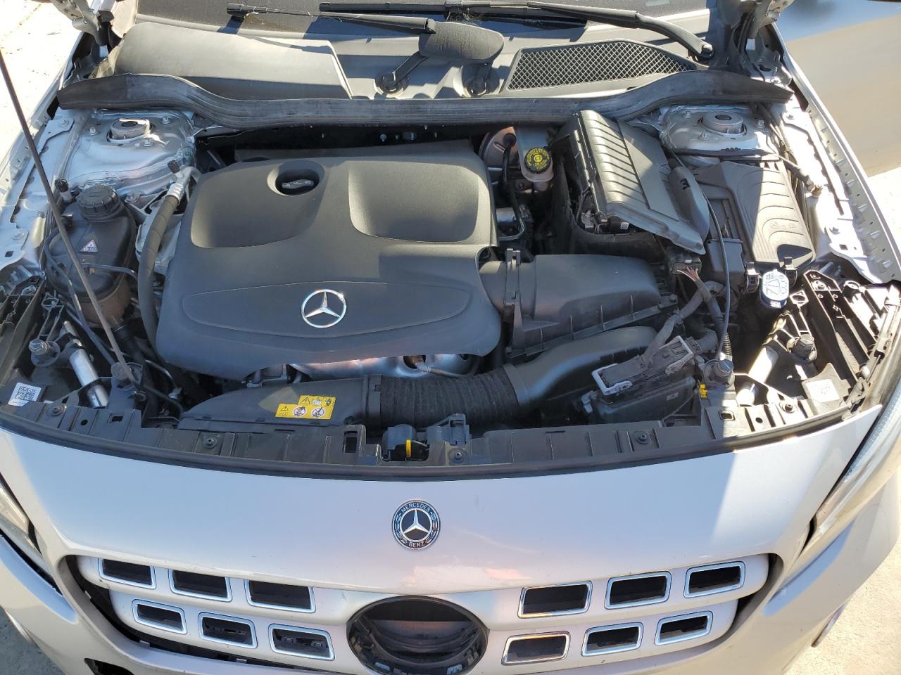 MERCEDES-BENZ GLA-CLASS 250 4MATIC