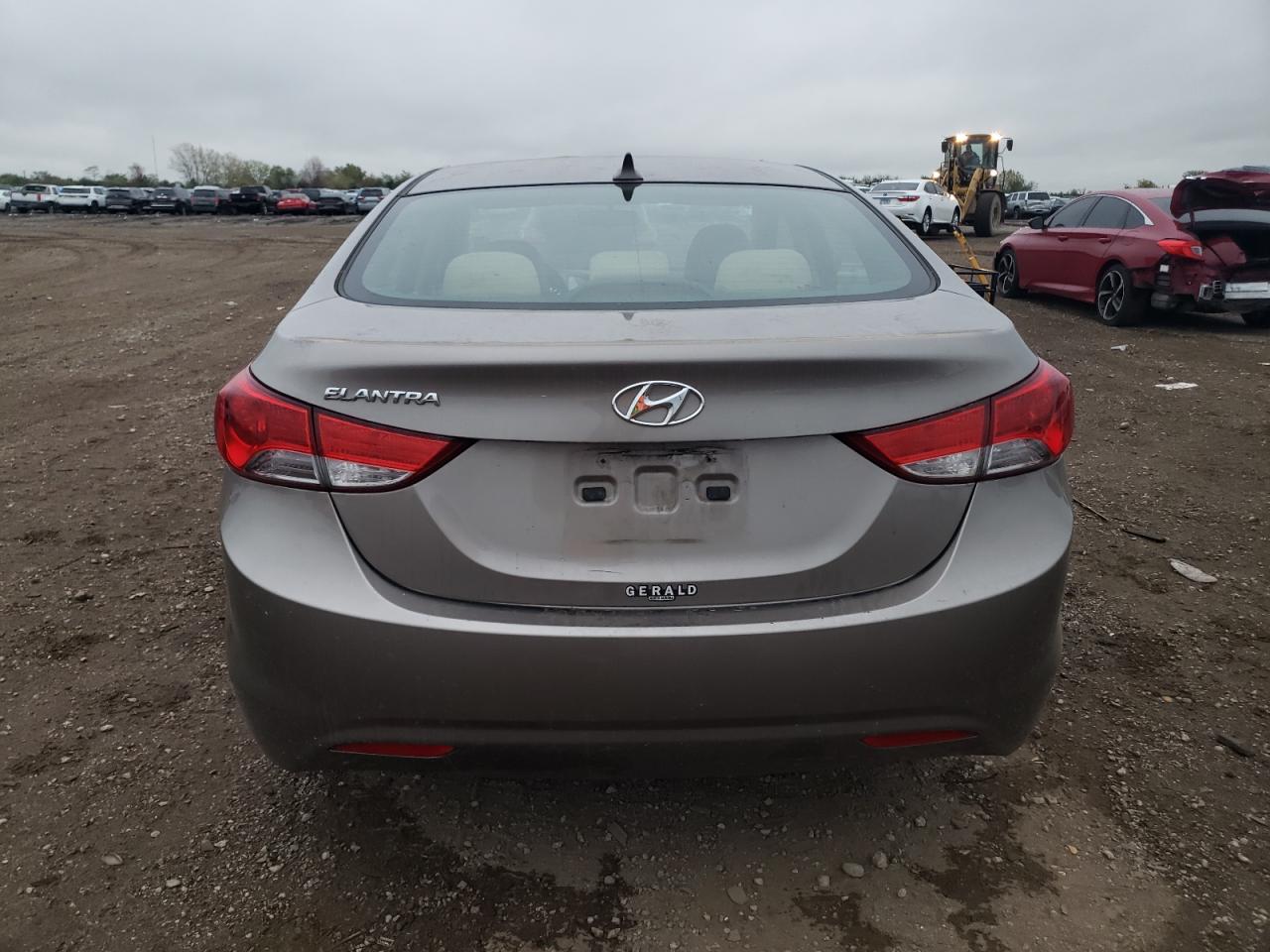 HYUNDAI ELANTRA GLS