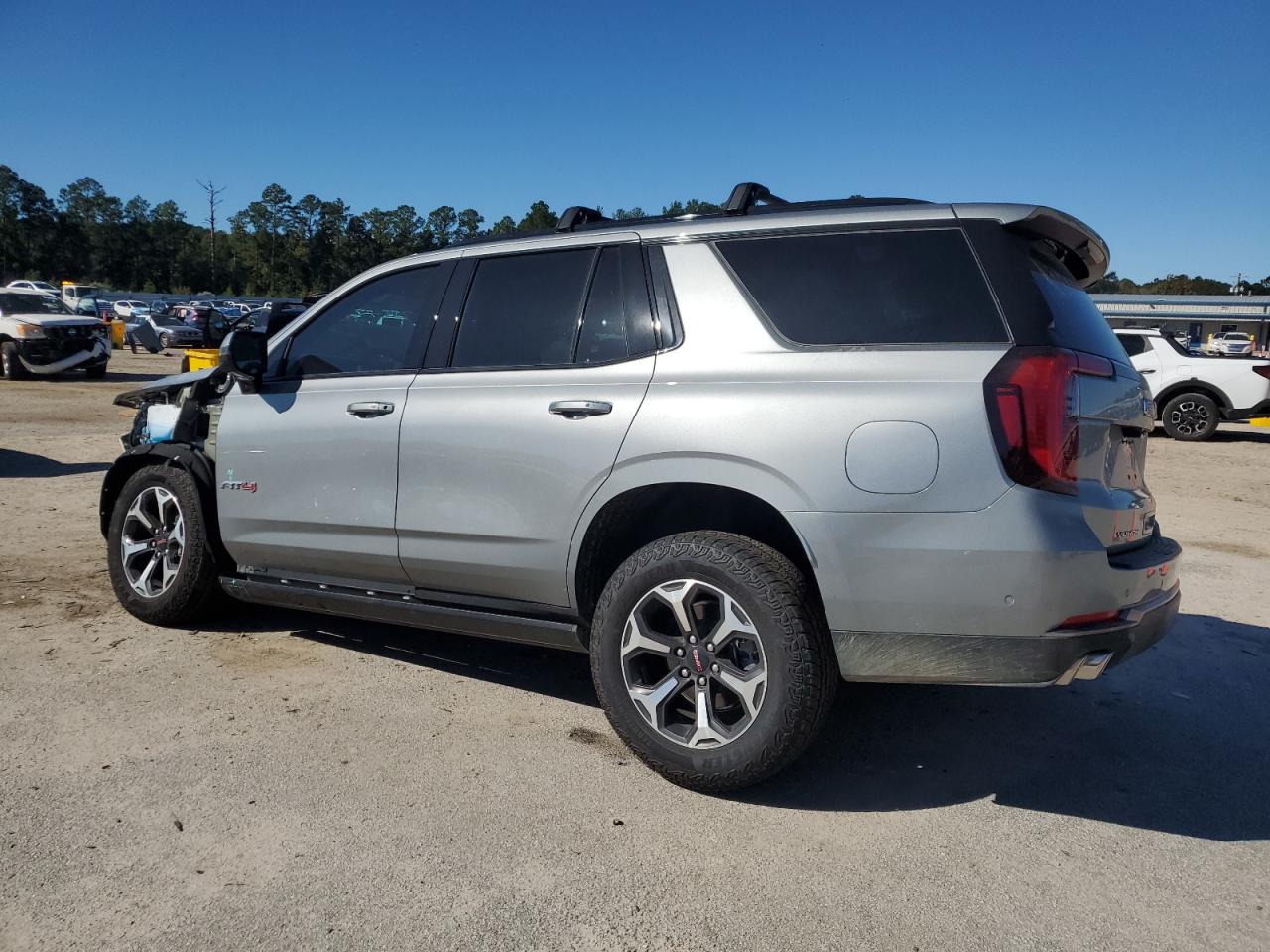 GMC YUKON AT4 ULTIMATE