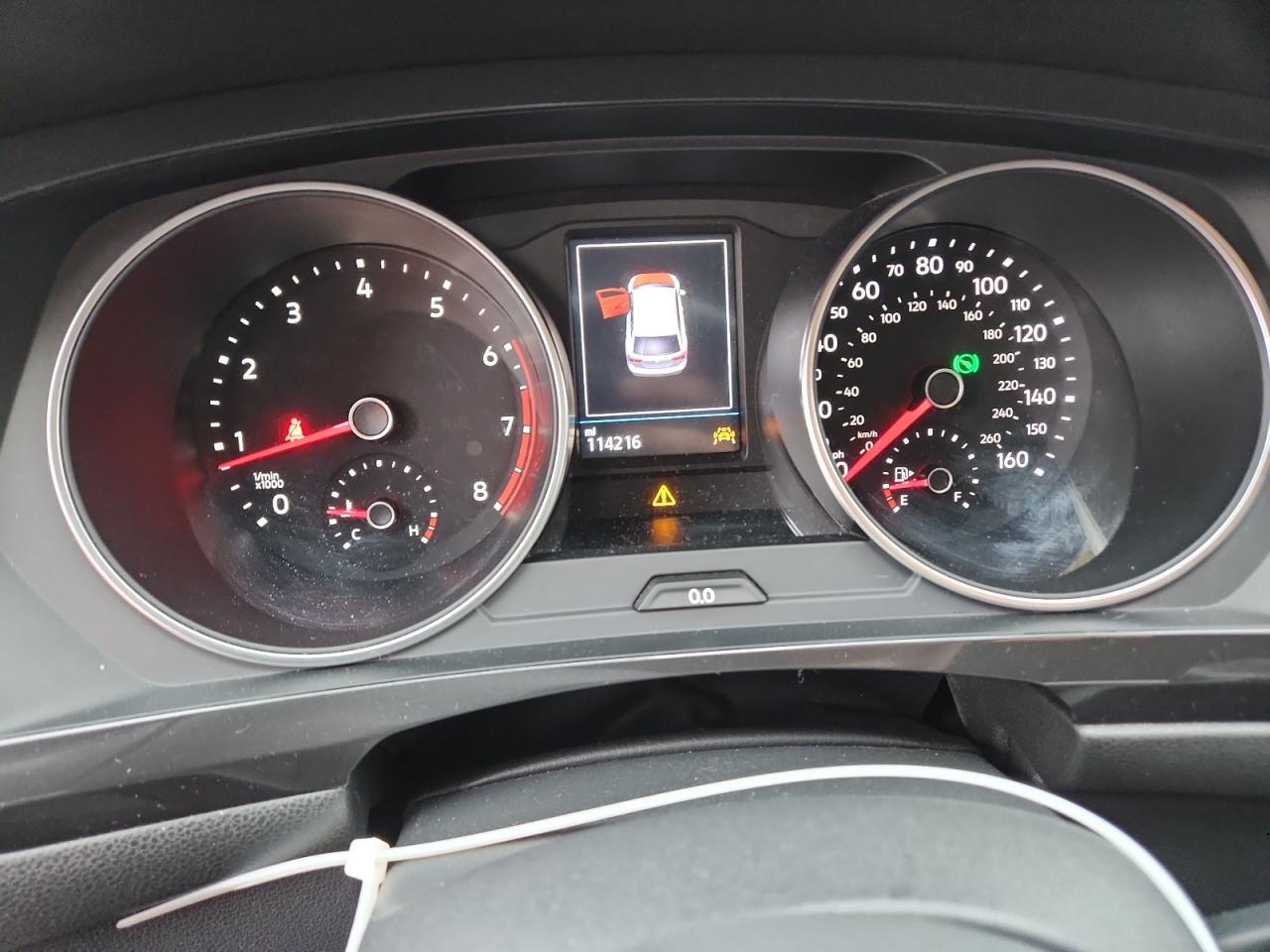 VOLKSWAGEN TIGUAN SE