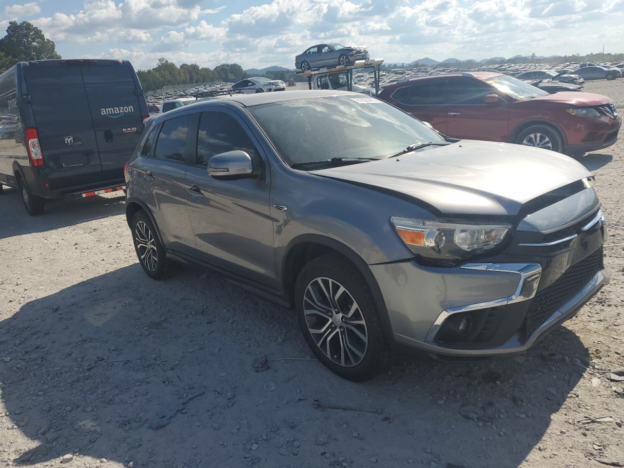 MITSUBISHI OUTLANDER ES
